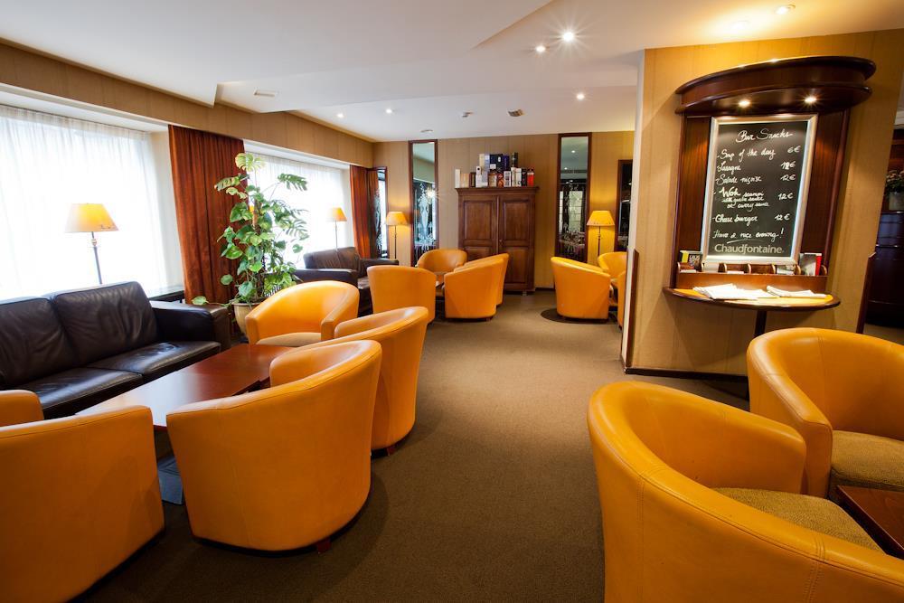 Hotel Theater